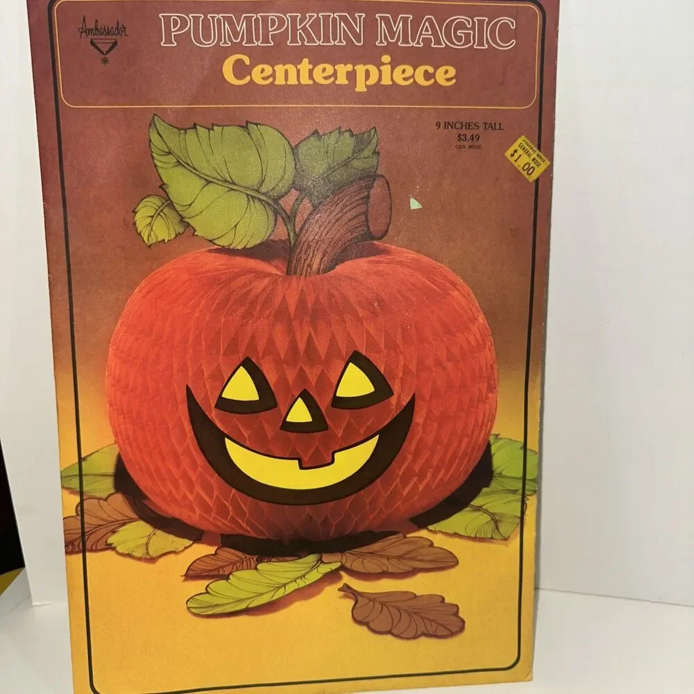 VTG Hallmark Ambassador Halloween Honeycomb Pumpkin Magic Centerpiece